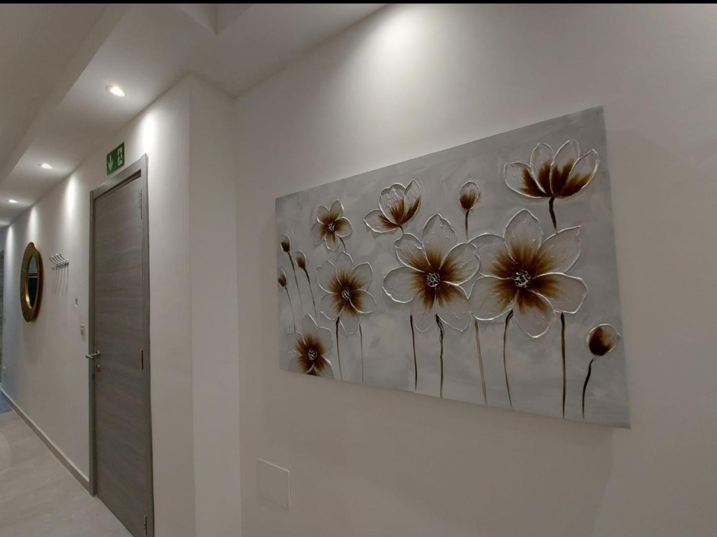Centre Point Comfort Apartment St. Paul's Bay Bagian luar foto
