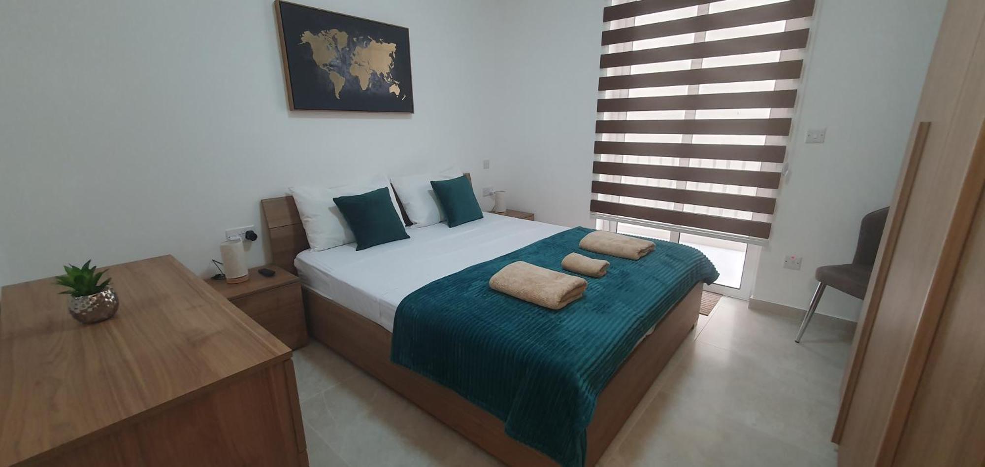 Centre Point Comfort Apartment St. Paul's Bay Bagian luar foto