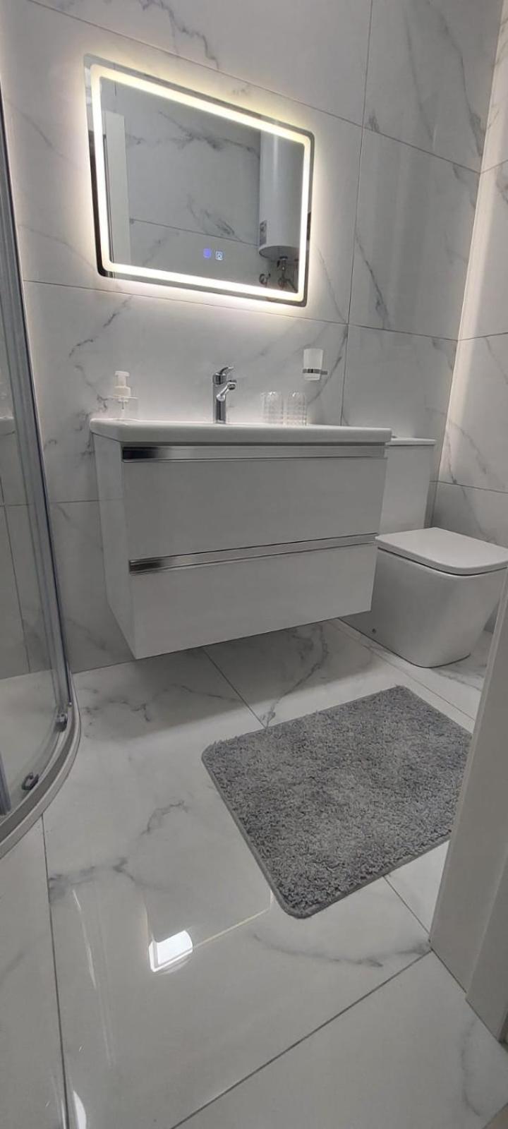 Centre Point Comfort Apartment St. Paul's Bay Bagian luar foto